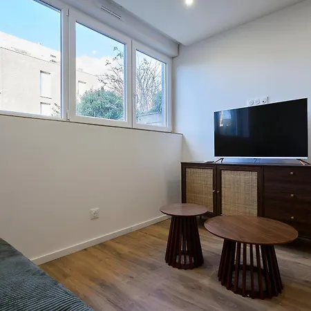 T2 Chic Et Contemporain Au Rdc - Proche De Lille Apartament